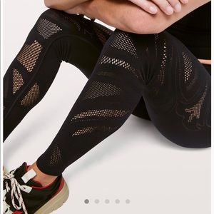 lululemon reveal size 4